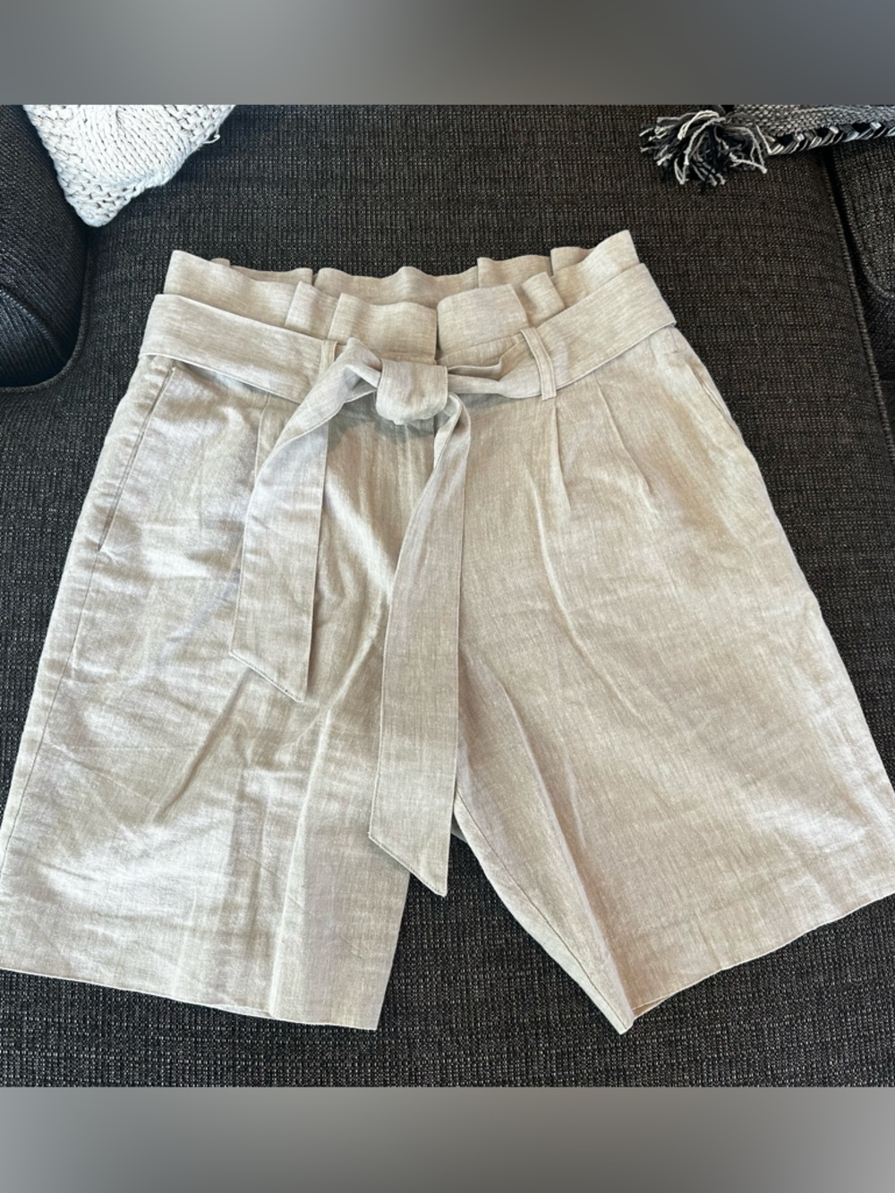 Boden High-Waist Paperbag Linen Shorts in Light Beige